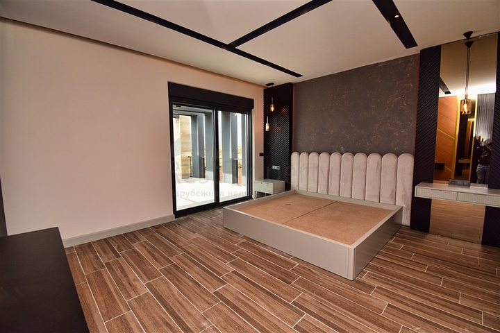 Вилла планировки 5+1 в районе Дошемеалты - Анталия