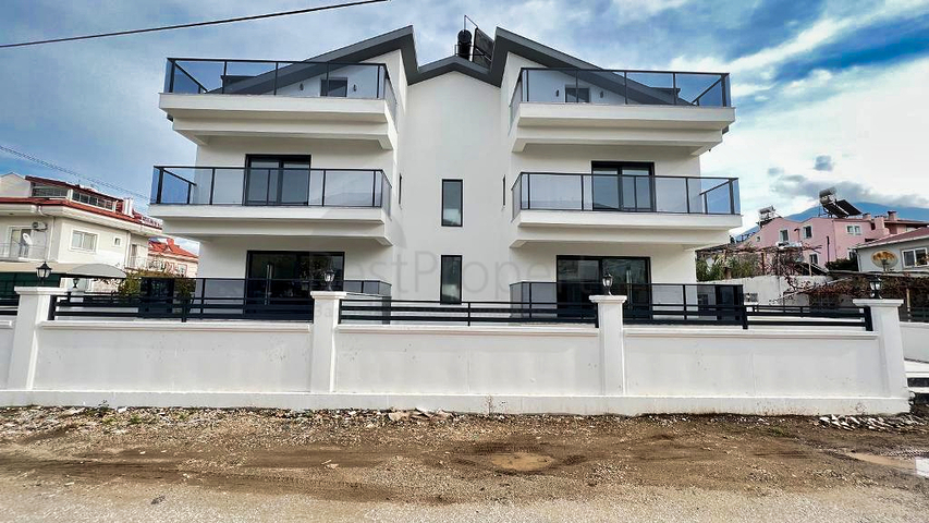 Вилла планировки 4+1 в районе Фетхие