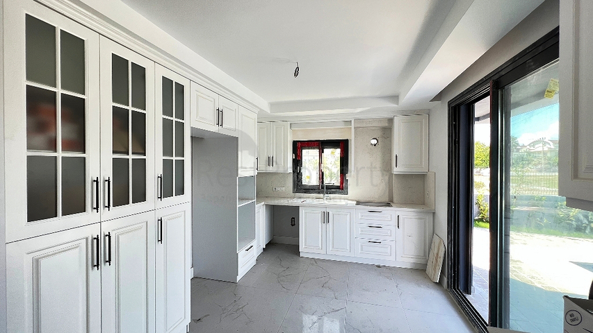 Вилла планировки 4+1 в районе Фетхие - Анталия 