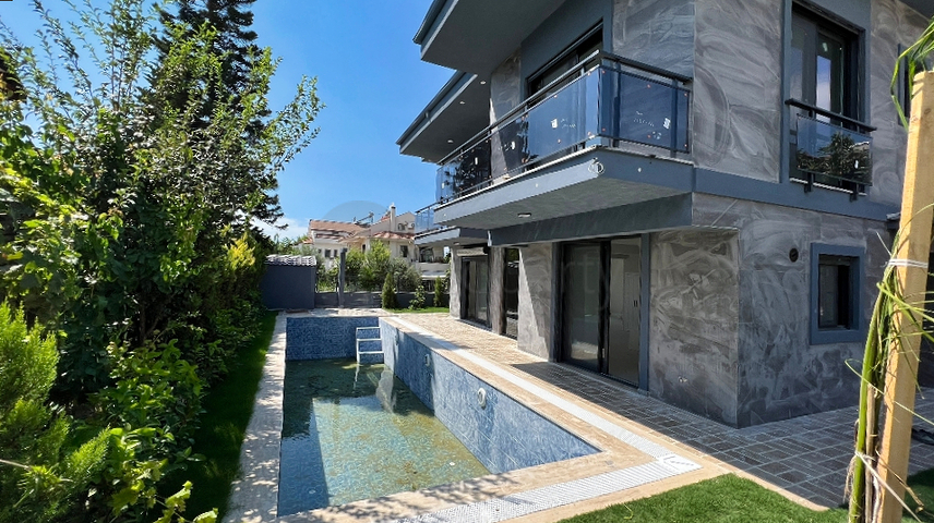 Вилла планировки 4+1 в районе Фетхие - Анталия 