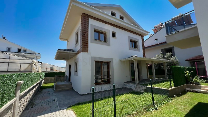 Вилла планировки 4+1 в районе Фетхие - Анталия