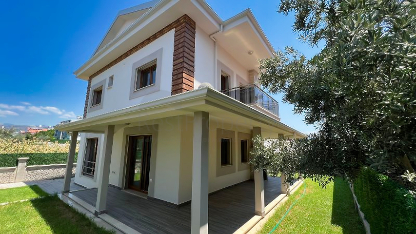 Вилла планировки 4+1 в районе Фетхие - Анталия