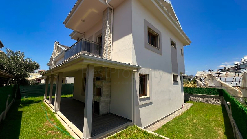 Вилла планировки 4+1 в районе Фетхие - Анталия