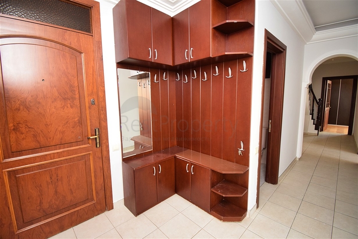 Квартира планировки 5+1 дуплекс в микрорайоне Ешильбахче - Анталия 