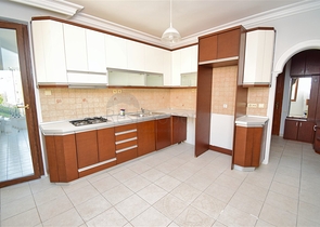 Квартира планировки 5+1 дуплекс в микрорайоне Ешильбахче - Анталия 