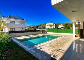 Вилла планировки 4+1 в районе Фетхие - Анталия