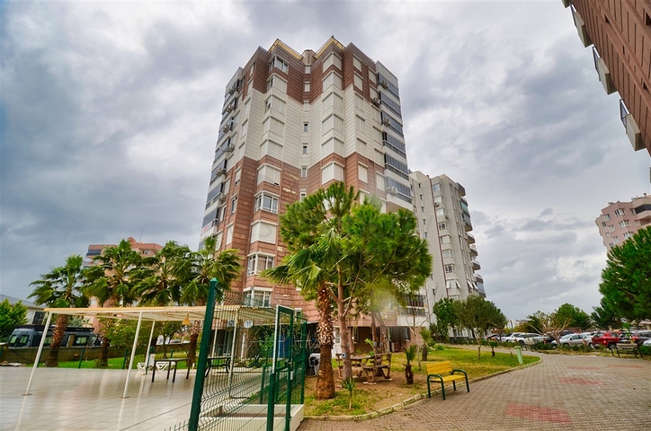 Квартира планировки 3+1 в микрорайоне Гюзельоба - Анталия 