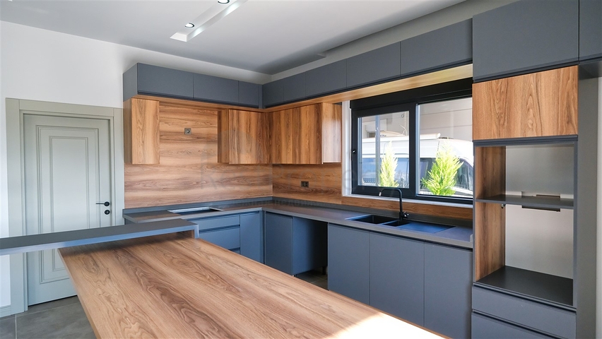 Вилла планировки 5+1 в районе Дошемеалты - Анталия 