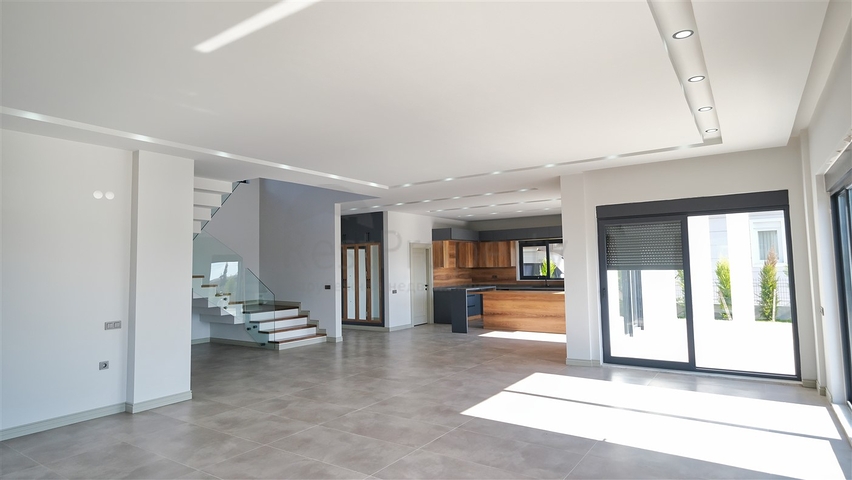 Вилла планировки 5+1 в районе Дошемеалты - Анталия 