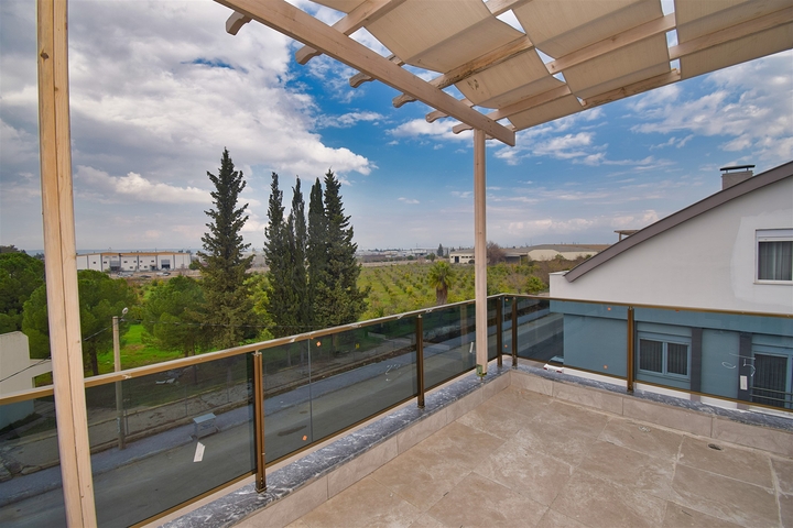 Квартиры планировки 3+1 и 4+1 в микрорайоне Алтынова - Анталия