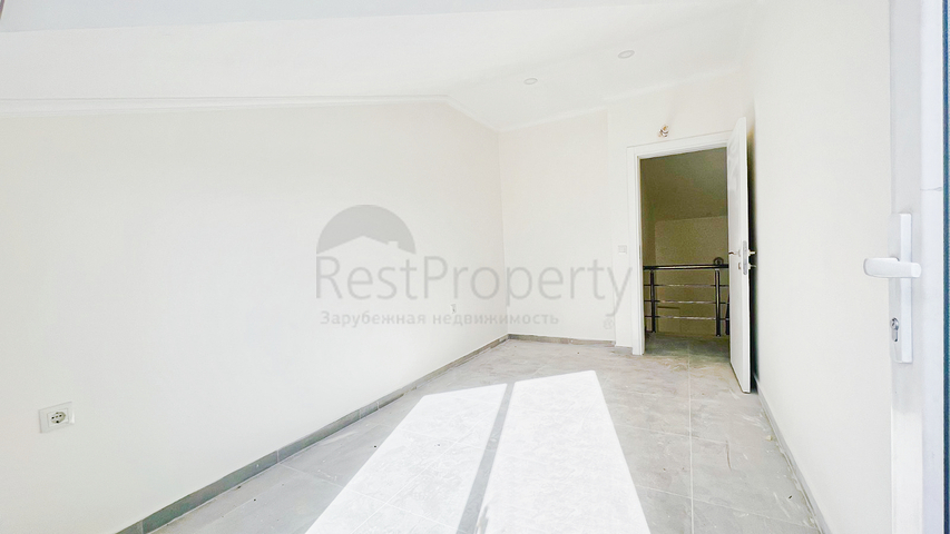 Квартира планировки 3+1 дуплекс в районе Кемер - Анталия 