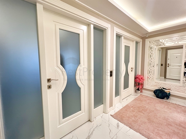 Квартира планировки 4+1 в районе Кепез - Анталия