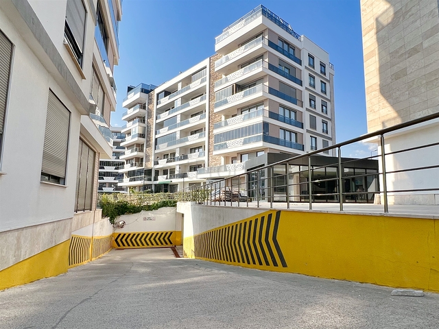 Квартира планировки 4+1 в районе Кепез - Анталия