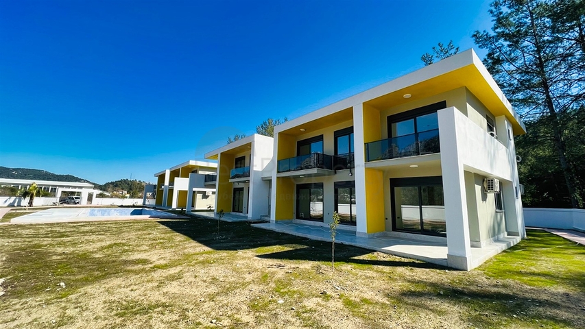 Квартира планировки 1+1 в районе Кемер - Анталия 