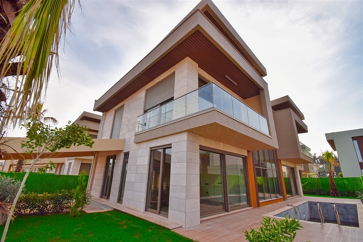 Вилла планировки 4+1 в районе Дошемеалты - Анталия