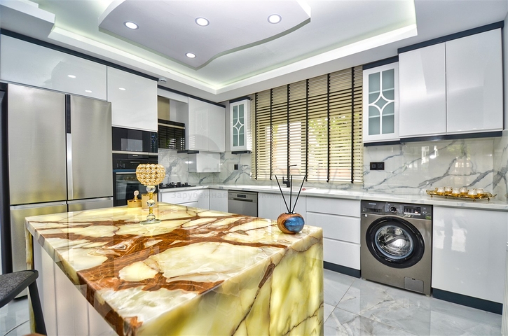 Виллы планировки 4+1 в районе Кемер - Анталия