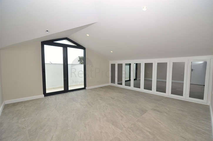 Виллы планировки 4+2 и 9+3 в районе Кемер - Анталия