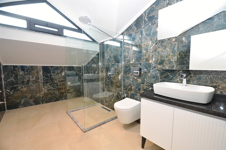 Виллы планировки 4+2 и 9+3 в районе Кемер - Анталия