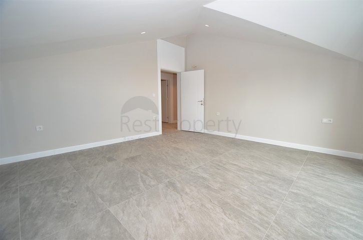 Виллы планировки 4+2 и 9+3 в районе Кемер - Анталия