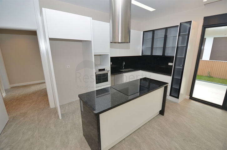 Виллы планировки 4+2 и 9+3 в районе Кемер - Анталия