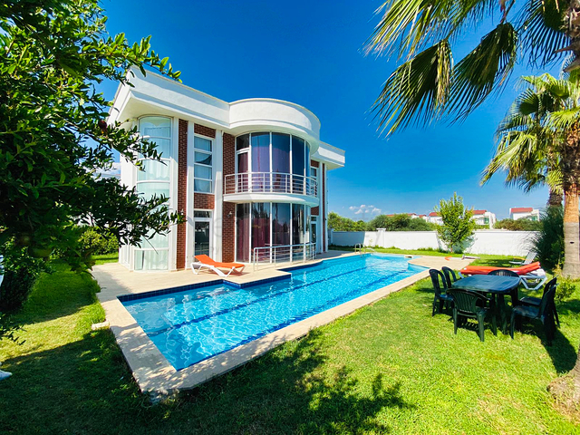 Вилла планировки 4+1 в районе Белек - Анталия 