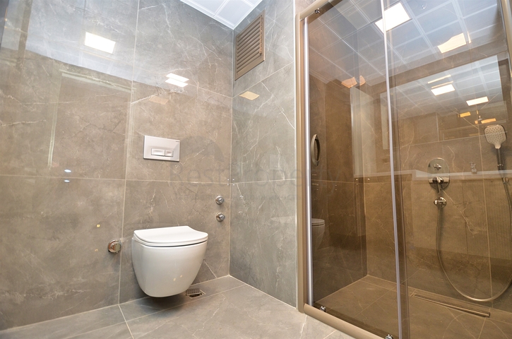 Квартира планировки 2+1 в центре города Анталия