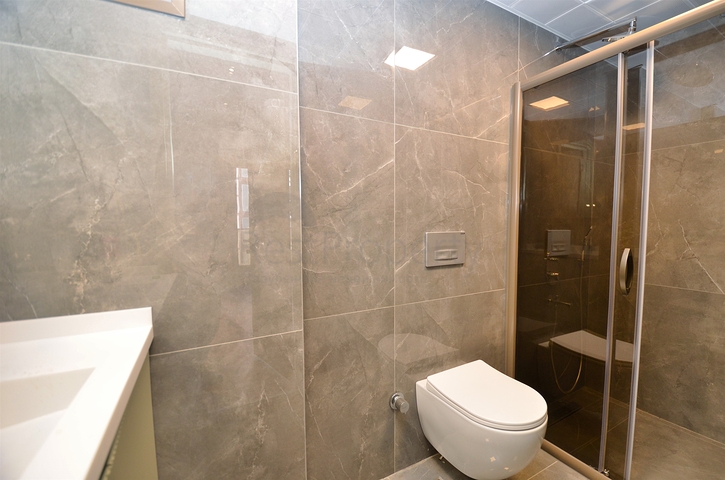 Квартира планировки 2+1 в центре города Анталия