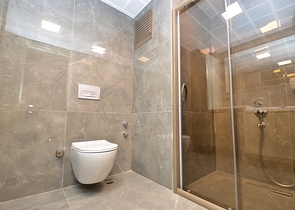 Квартира планировки 2+1 в центре города Анталия