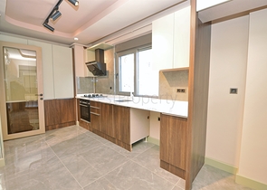 Квартира планировки 2+1 в центре города Анталия