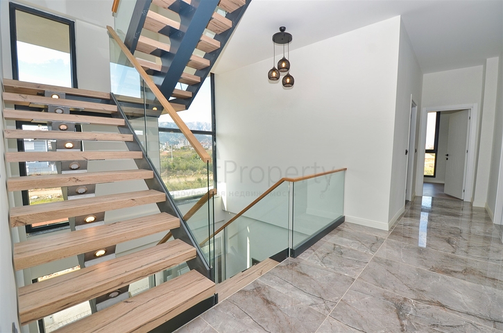 Вилла планировки 7+2 в районе Дошемеалты - Анталия