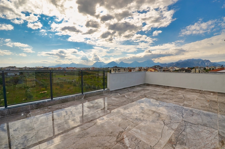 Вилла планировки 7+2 в районе Дошемеалты - Анталия