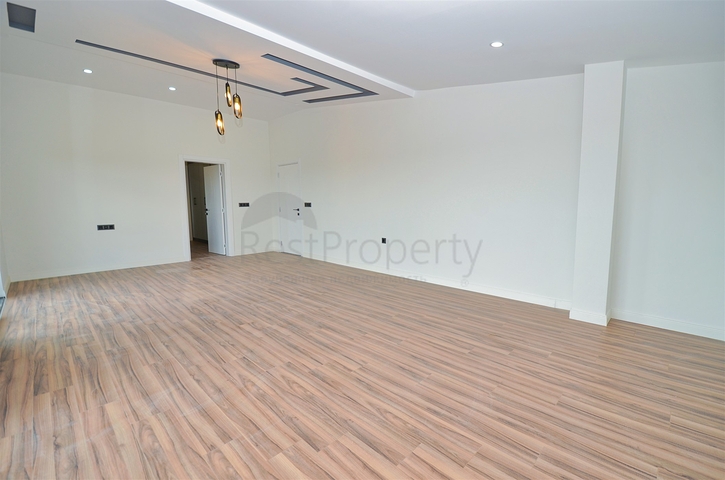 Вилла планировки 7+2 в районе Дошемеалты - Анталия