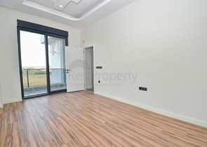 Вилла планировки 7+2 в районе Дошемеалты - Анталия