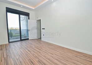 Вилла планировки 7+2 в районе Дошемеалты - Анталия