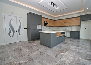 Вилла планировки 7+2 в районе Дошемеалты - Анталия