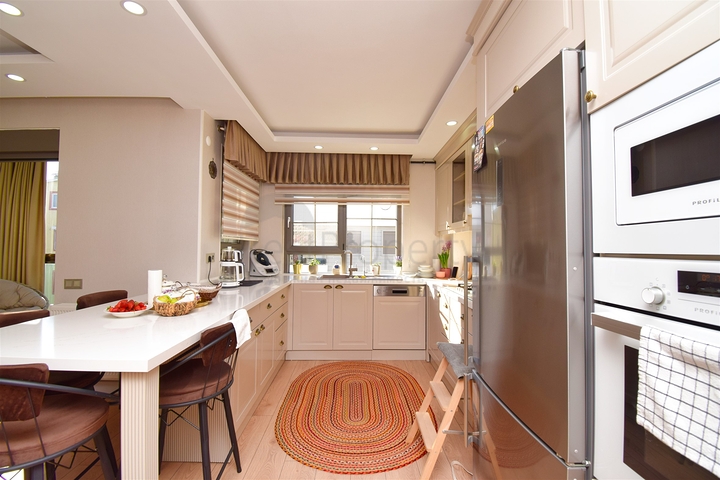 Квартира планировки 5+1 дуплекс в микрорайоне Енигюн - Анталия