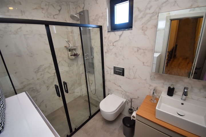 Квартира планировки 3+1 в микрорайоне Гюзельоба - Анталия