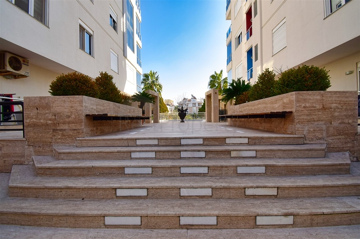 Квартира планировки 2+1 в микрорайоне Торос - Анталия 