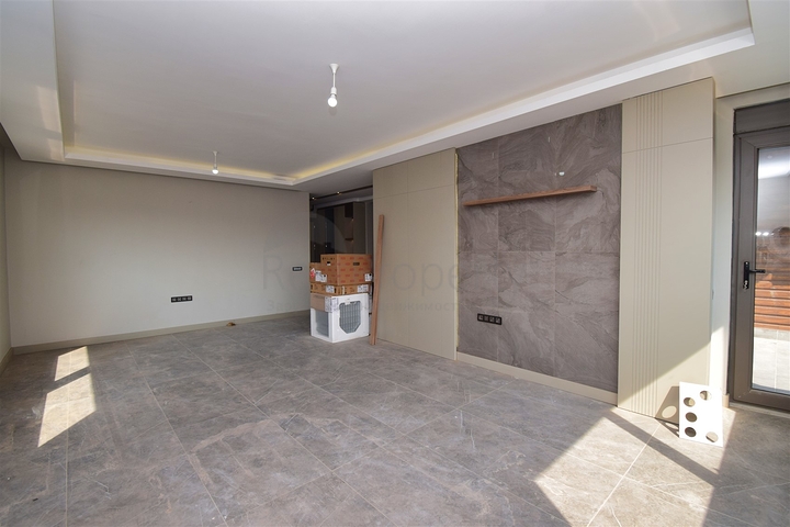 Квартиры планировки 4+1 в микрорайоне Кызылтопрак - Анталия 