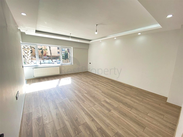 Квартира планировки 3+1 в микрорайоне Гюрсу - Анталия 