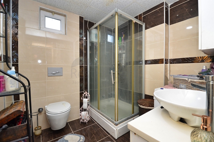 Квартира планировки 2+1 в микрорайоне Унджалы - Анталия 