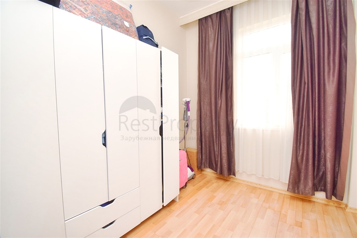 Квартира планировки 2+1 в центре города Анталия 