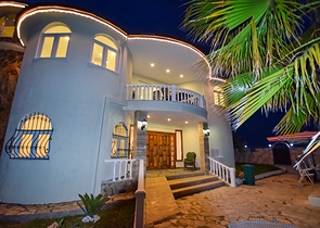 Вилла планировки 8+1 в районе Белек - Анталия 