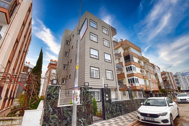 Квартиры планировки 2+1 в центре города Анталия 