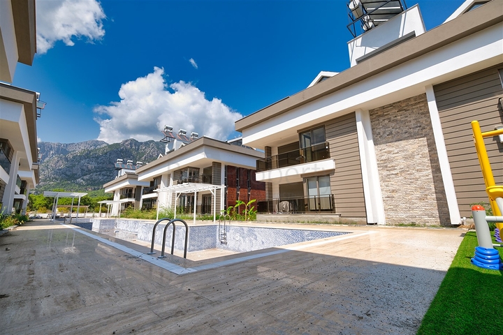 Квартира планировки 2+1 в районе Кемер - Анталия 