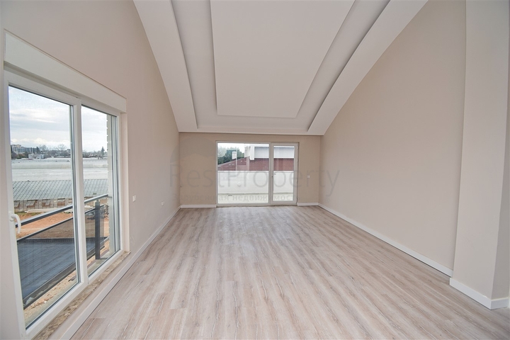 Квартиры планировки 4+1 в районе Ерменек - Муратпаша 