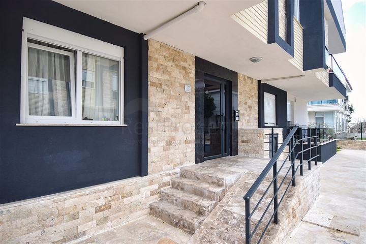 Квартиры планировки 4+1 в районе Ерменек - Муратпаша 