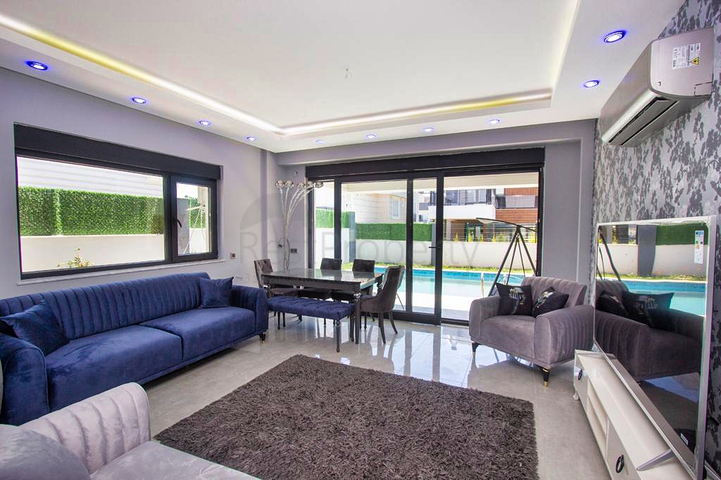 Вилла планировки 5+1 в микрорайоне Гюзельоба - Анталия 