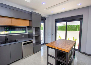 Вилла планировки 5+1 в микрорайоне Гюзельоба - Анталия 