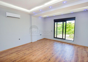 Вилла планировки 5+1 в микрорайоне Гюзельоба - Анталия 